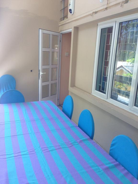 Lotus Apartments Pereybere Beach Екстериор снимка